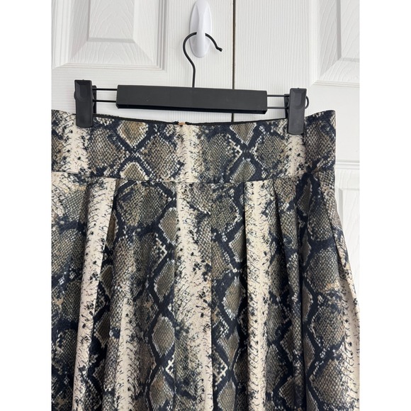 Gracia Pleated Satin Wide Leg Pants Women Medium  Snake Print Flowy Boho - Picture 2 of 13